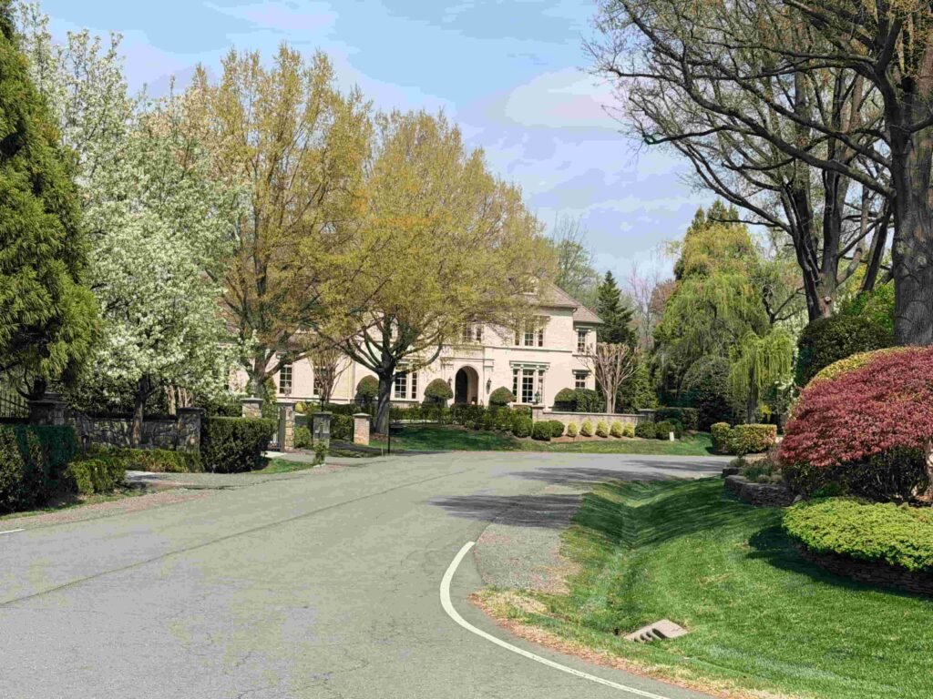 An example of a luxury home in McLean, VA.