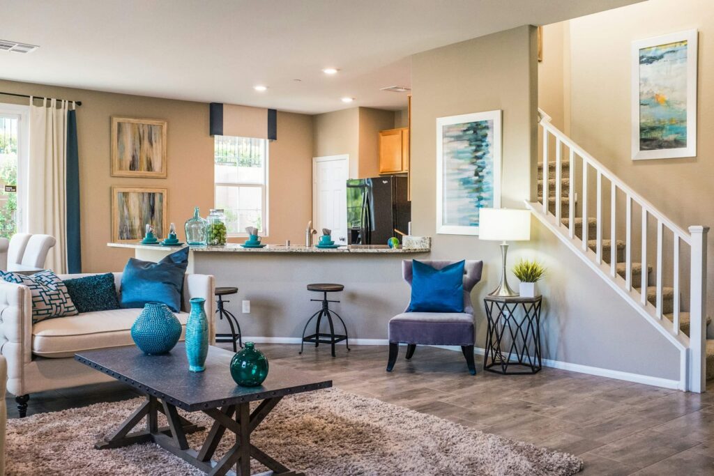 Infographic explaining lower-cost alternatives to selling your home after a failed FSBO, including full-service low commission real estate options.